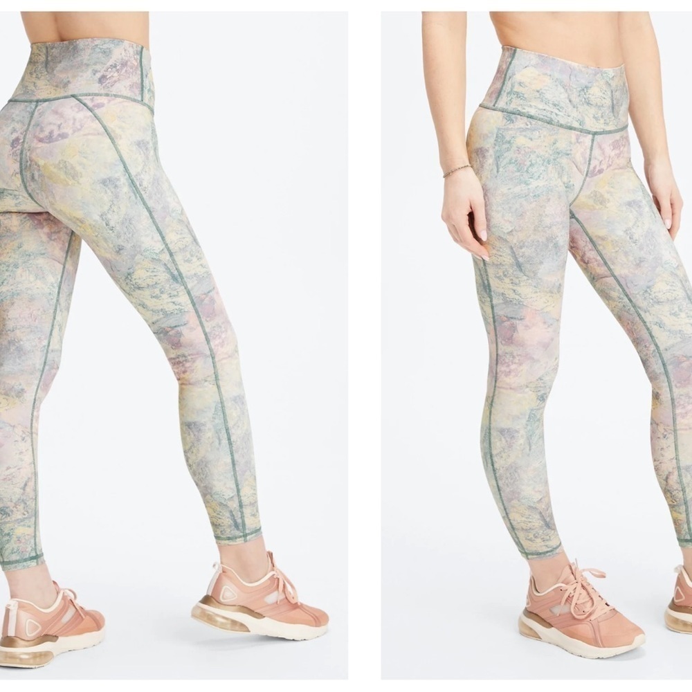 Fabletics Define PowerHold® High-Waisted 7/8 Legging moon rock